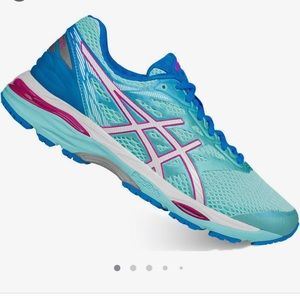 ASICS 7.5 GEL-Cumulus 18 Women’s Running Sneaker